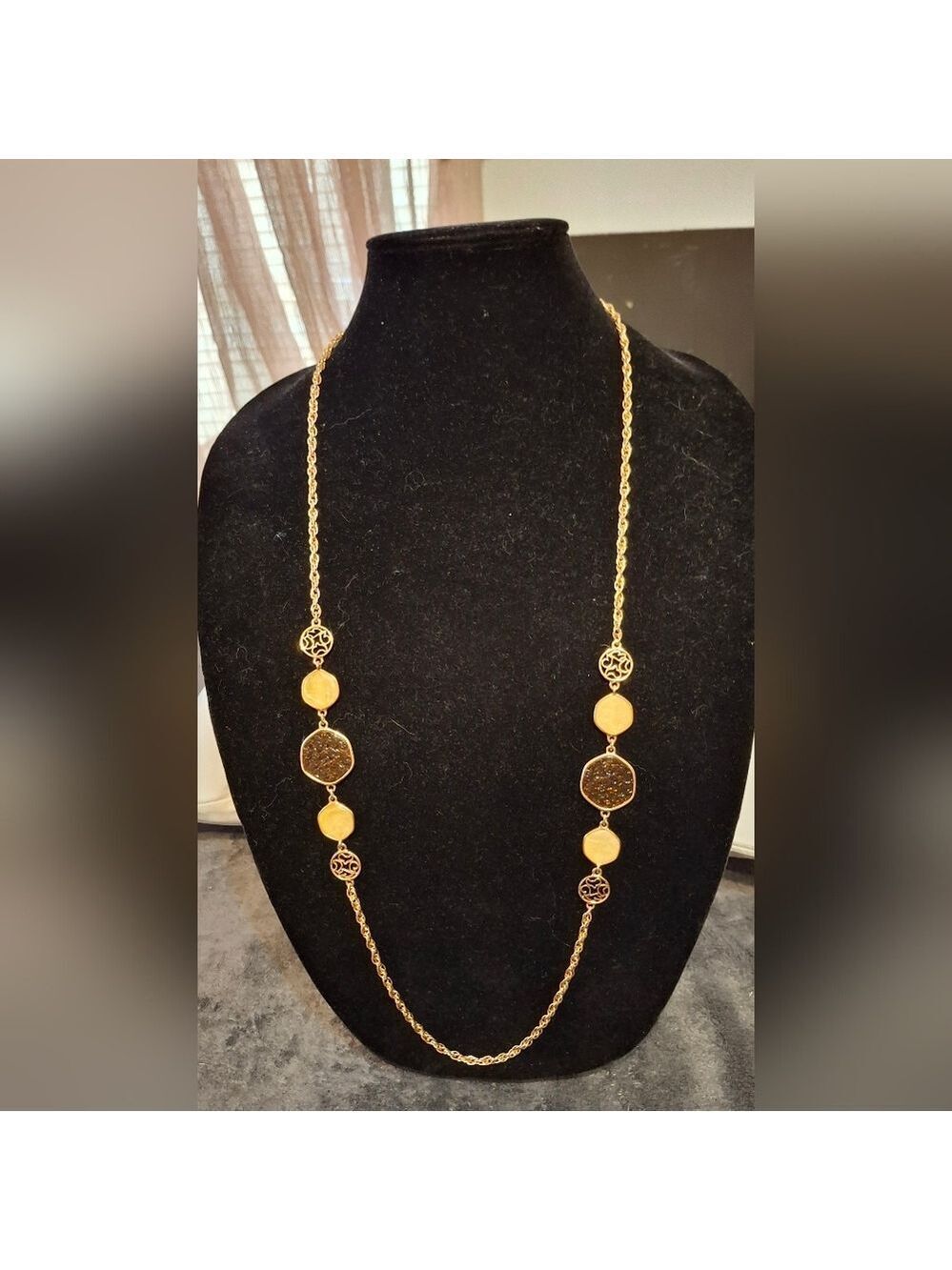 Sarah Coventry Gold Necklace
